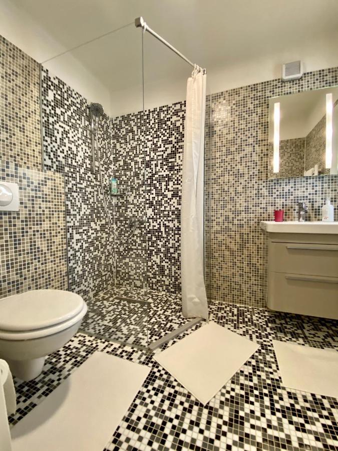 Heart Of Luxury Ferhadija 18 Appartement Sarajevo