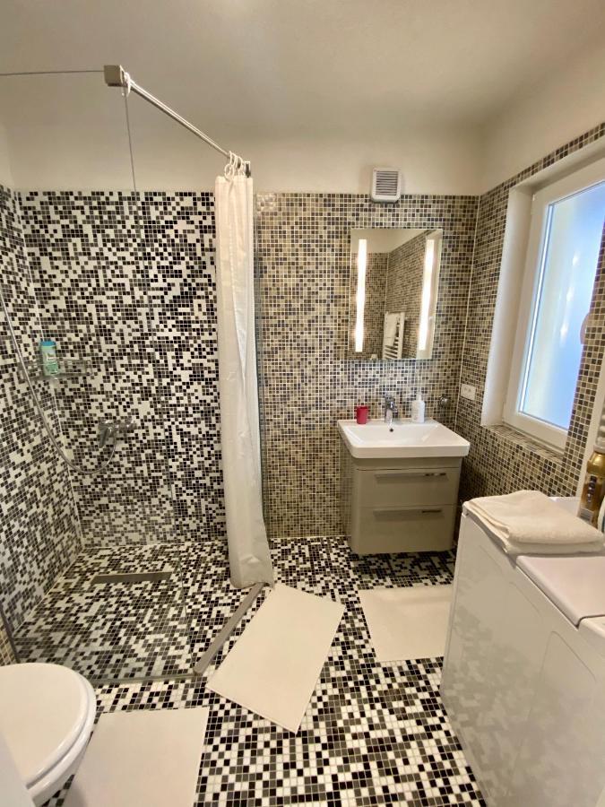 Heart Of Luxury Ferhadija 18 Appartement Sarajevo